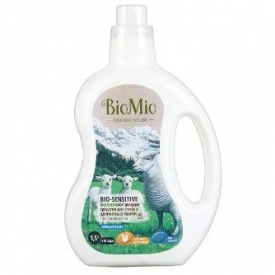 Экологичное жидкое средство для стирки деликатных тканей BioMio BIO-SENSITIVE (без запаха, с экстрактом хлопка) 1,5 л