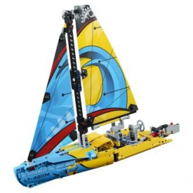 Конструктор LEGO Гоночная яхта Technic (42074)