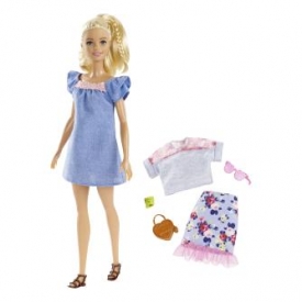 Набор Barbie Игра с модой Кукла и одежда  FRY79