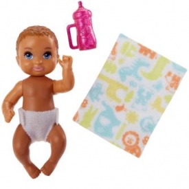 Кукла Barbie Ребенок и набор аксессуаров FHY78
